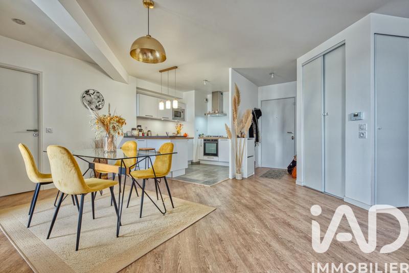 Appartement - 81 m² - 3 pièces