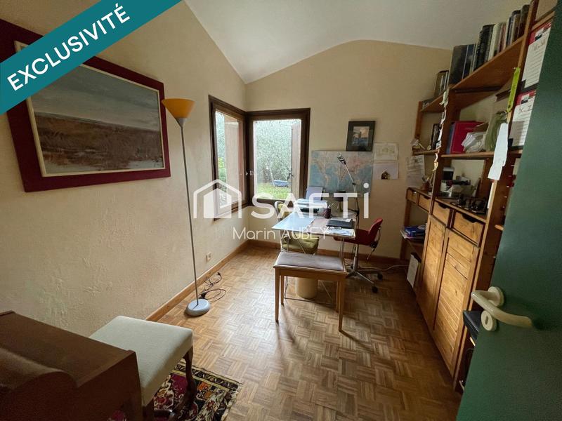 Maison - 175 m² - 10 pièces