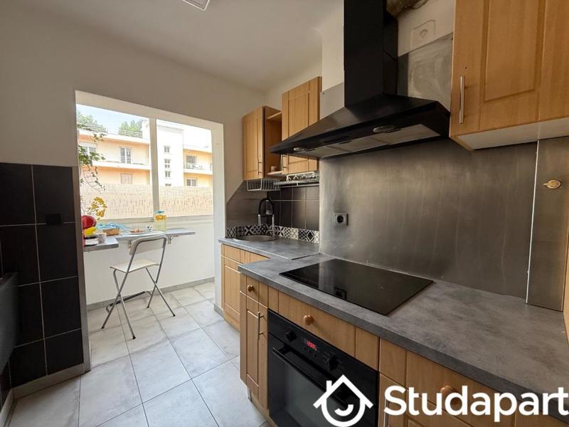 Chambre - 12 m² - 1 pièce