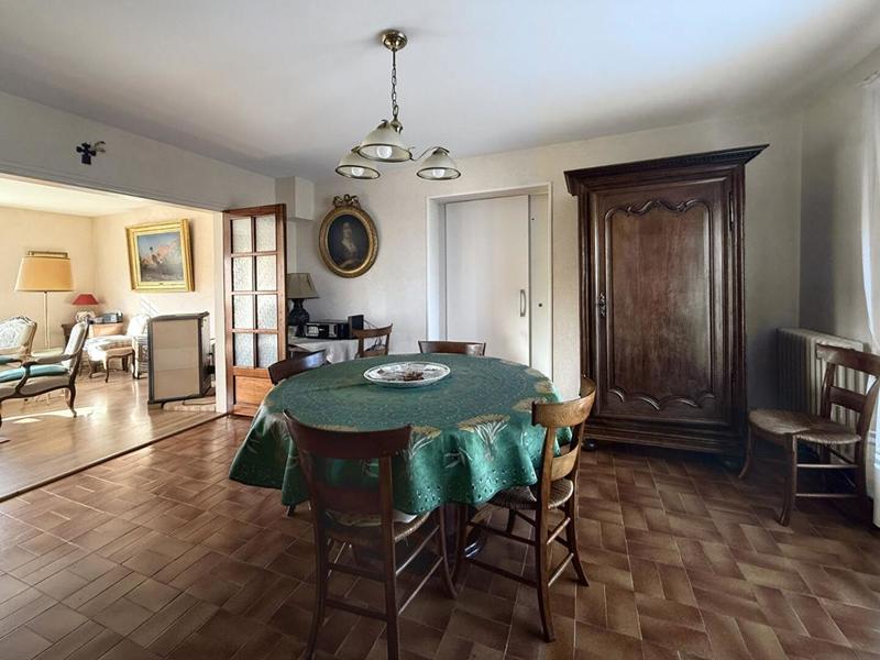 Maison - 110 m² - 7 pièces