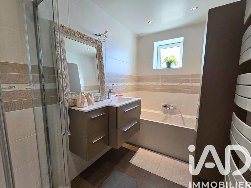 Maison - 131 m² - 6 pièces