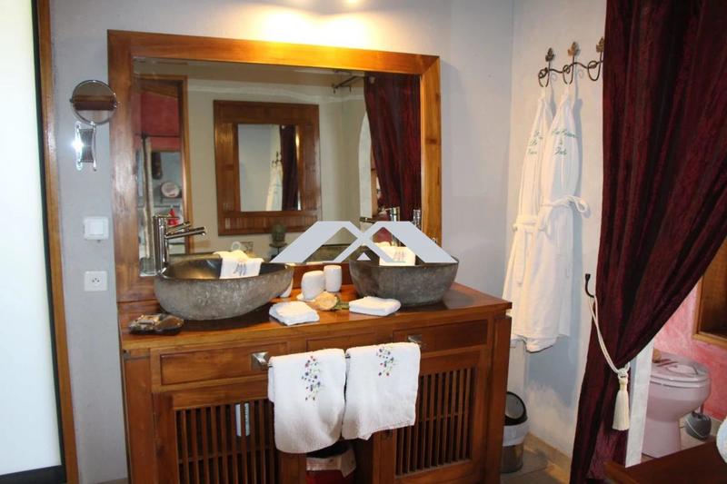 Villa - 225 m² - 4 pièces