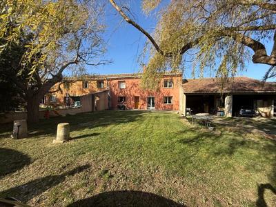 Corps de ferme - 342 m² - 10 pièces