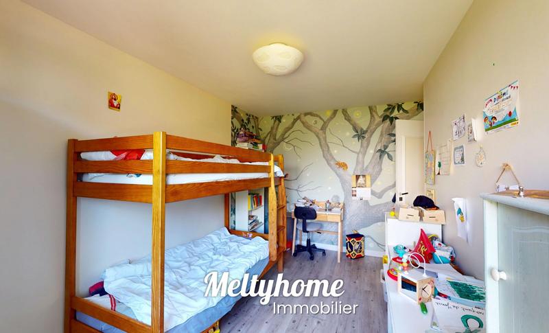 Maison - 95 m² - 4 pièces