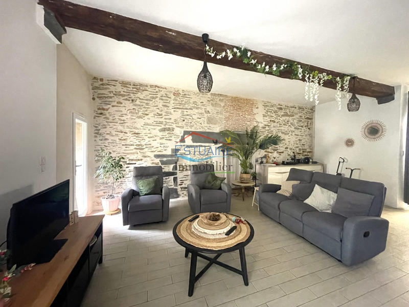 Maison - 102 m² - 4 pièces