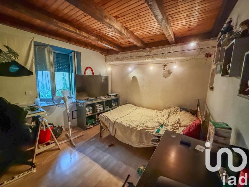 Maison - 195 m² - 8 pièces