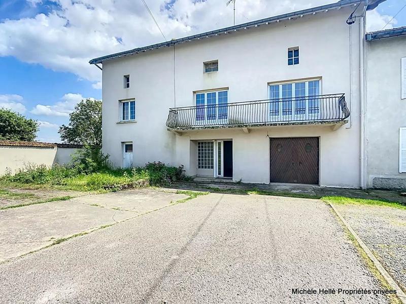 Maison - 210 m² - 7 pièces