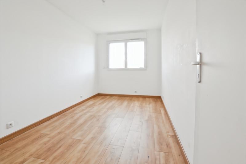 Maison - 93 m² - 5 pièces