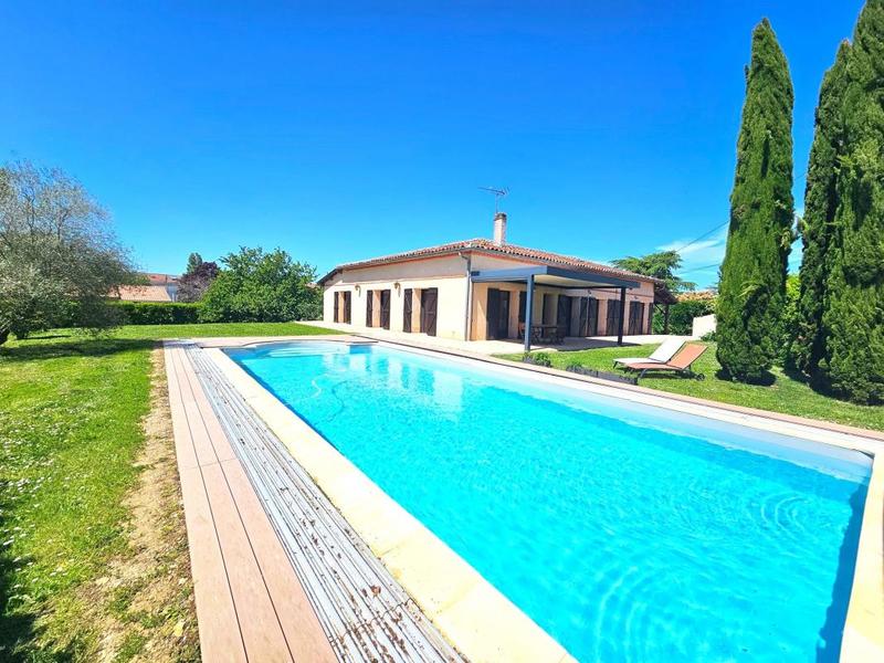 Corps de ferme - 257 m² - 6 pièces