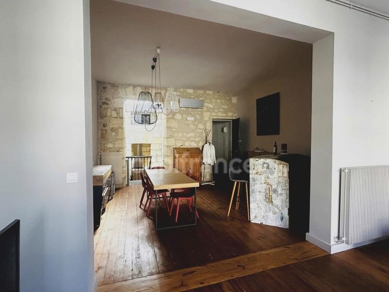 Appartement bourgeois - 108 m² - 3 pièces