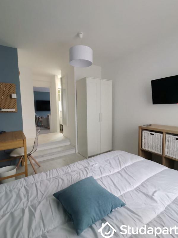 Chambre - 12 m² - 1 pièce