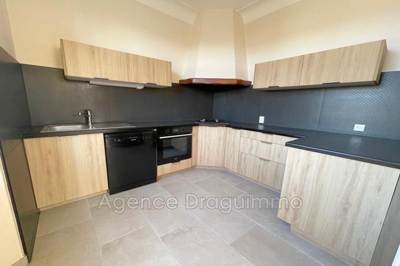 Maison - 96 m² - 5 pièces