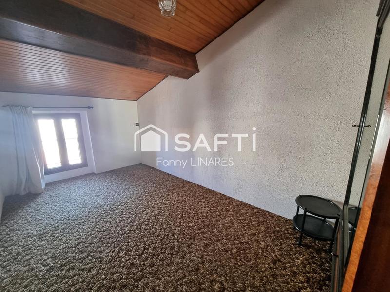 Maison - 226 m² - 8 pièces