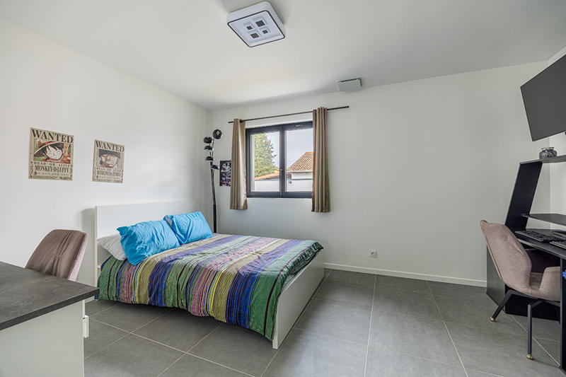 Maison - 262 m² - 7 pièces