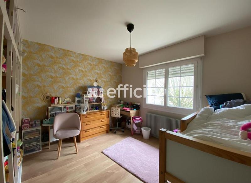 Maison - 161 m² - 6 pièces