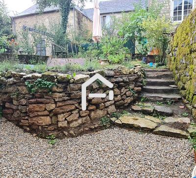 Maison en pierre - 80 m² - 5 pièces