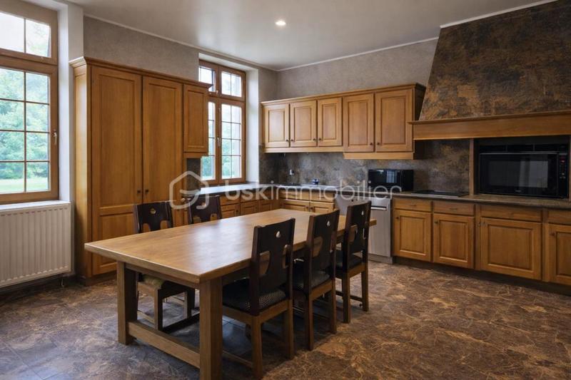 Maison - 309 m² - 17 pièces