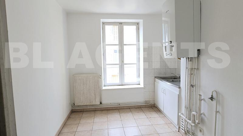 Maison - 195 m² - 10 pièces