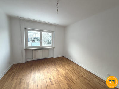 Maison - 137 m² - 6 pièces