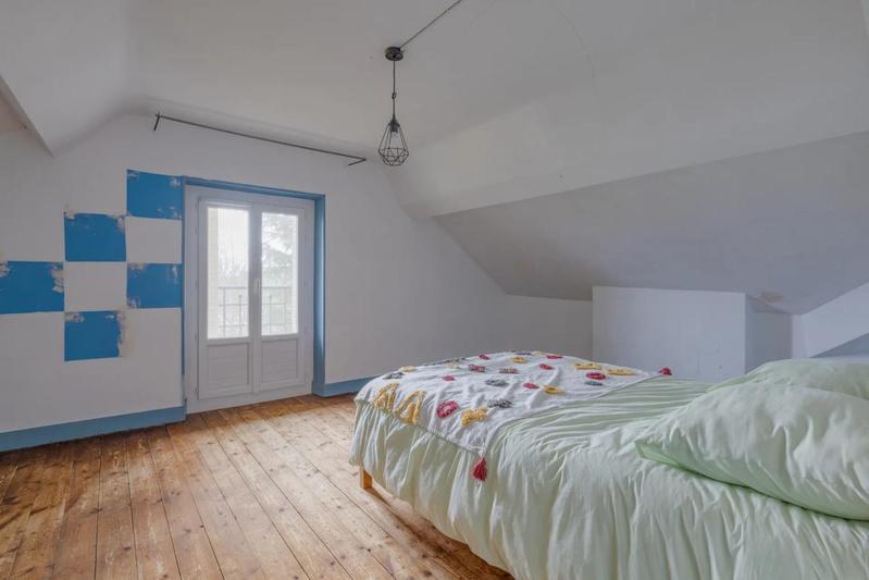 Maison - 207 m² - 9 pièces