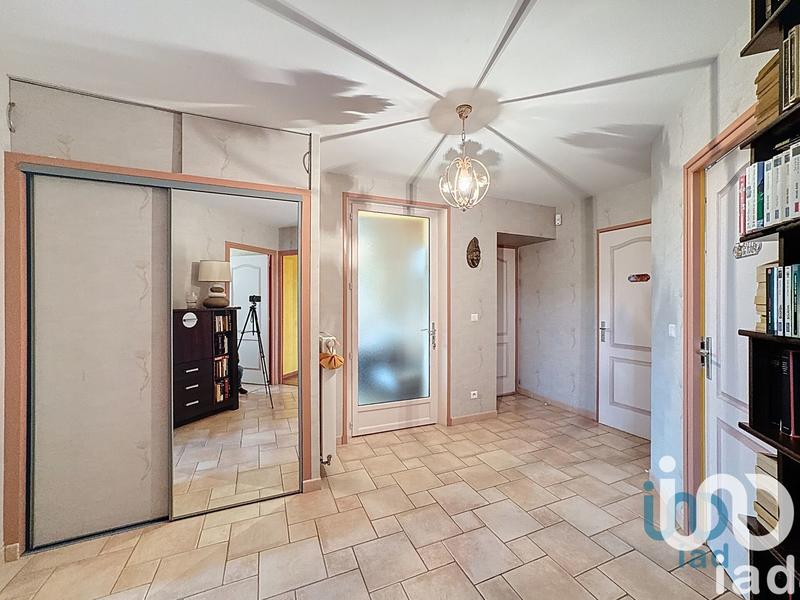 Maison - 178 m² - 8 pièces