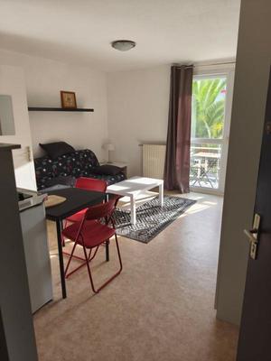 Studio - 18 m² - 1 pièce