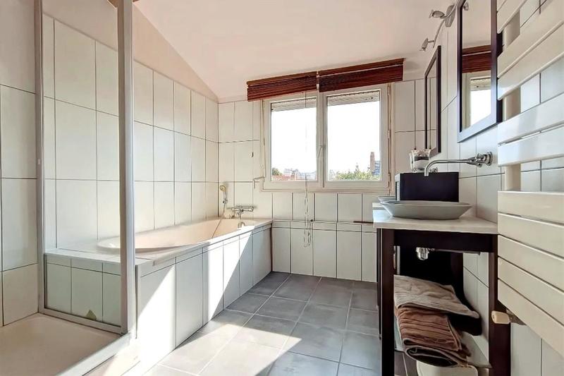 Maison - 148 m² - 7 pièces