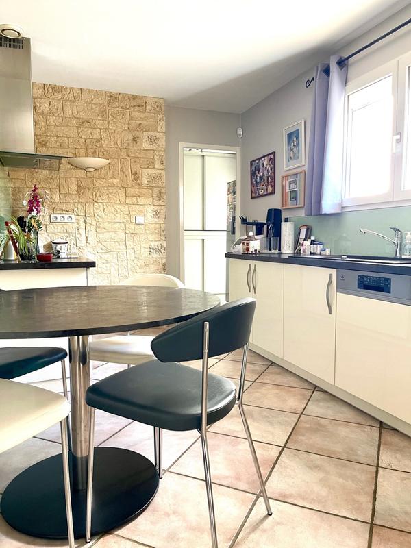 Maison - 141 m² - 7 pièces