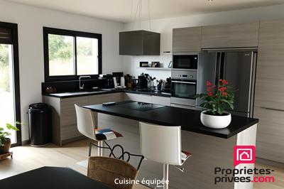 Maison - 183 m² - 6 pièces