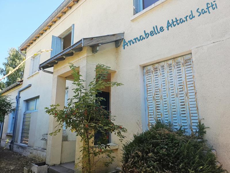 Local commercial - 352 m² - 12 pièces