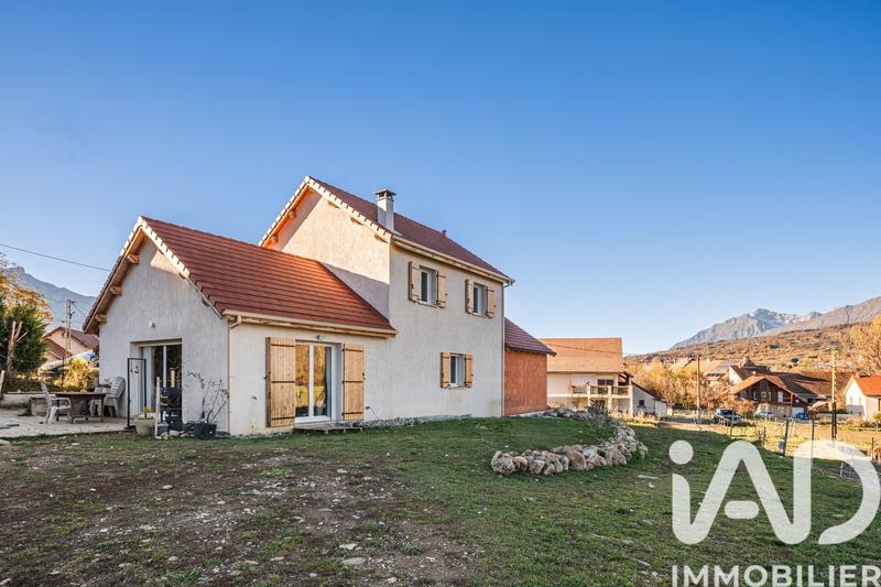 Maison - 114 m² - 5 pièces