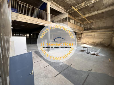 Local d'activités - 729 m²