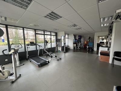 Bureau - 200 m² - 16 pièces