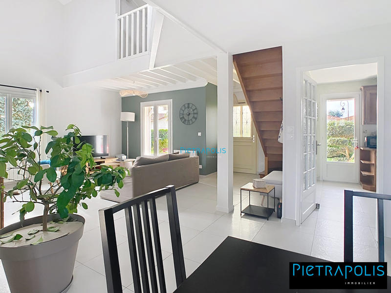 Maison - 133 m² - 6 pièces