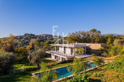 Maison - 470 m² - 7 pièces