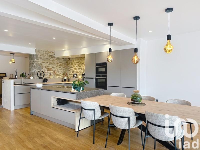 Maison de ville - 197 m² - 6 pièces