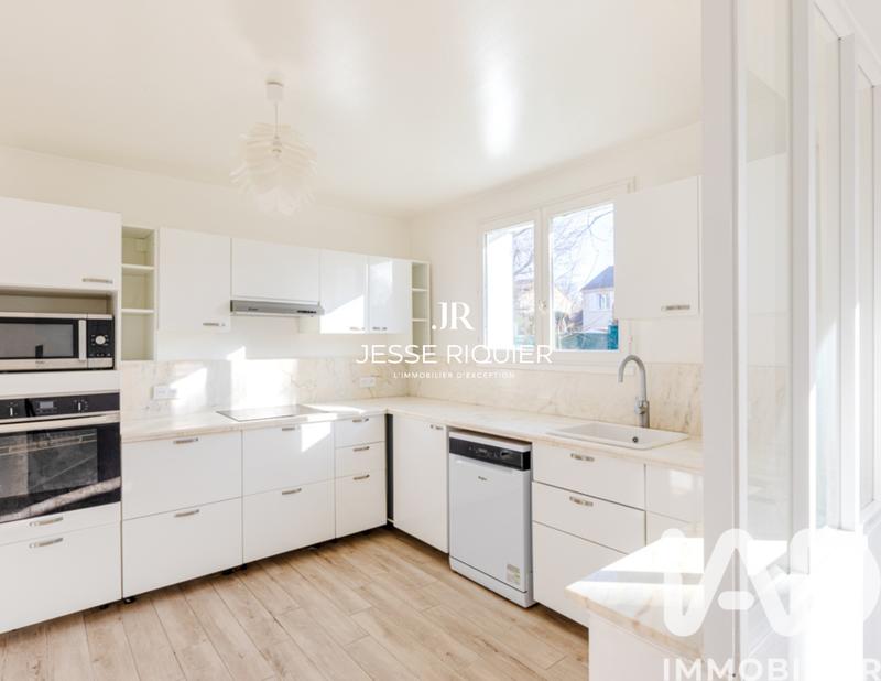 Maison - 97 m² - 4 pièces