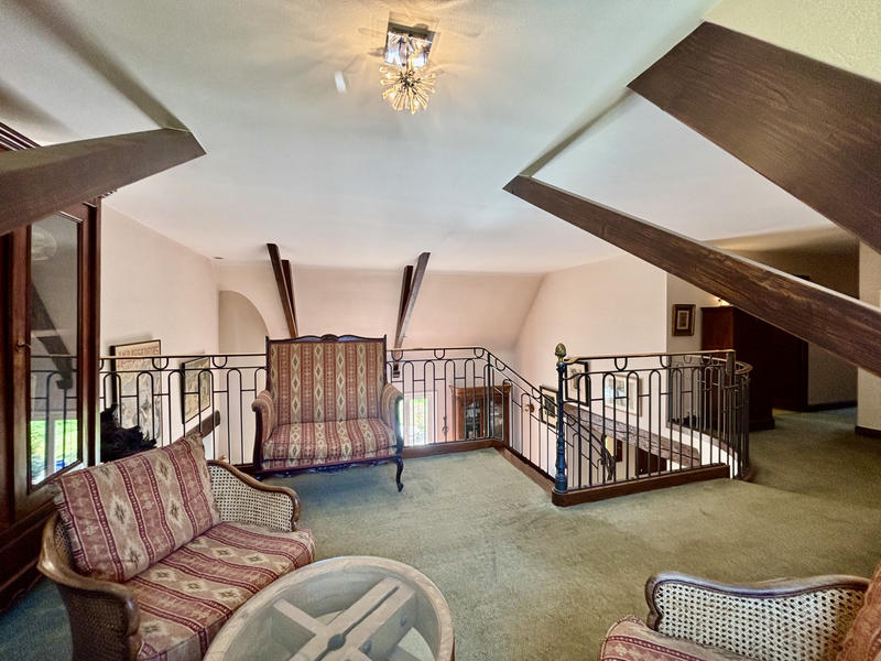 Maison - 205 m² - 8 pièces