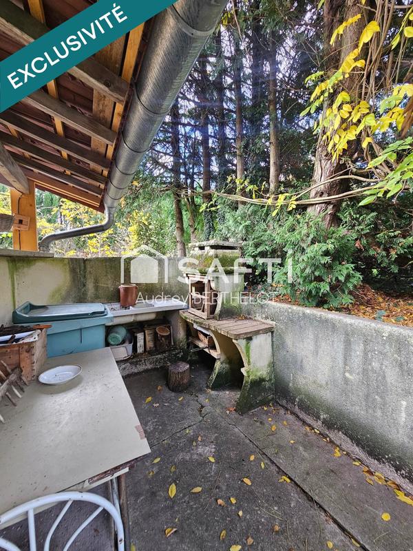 Maison - 200 m² - 1 pièce