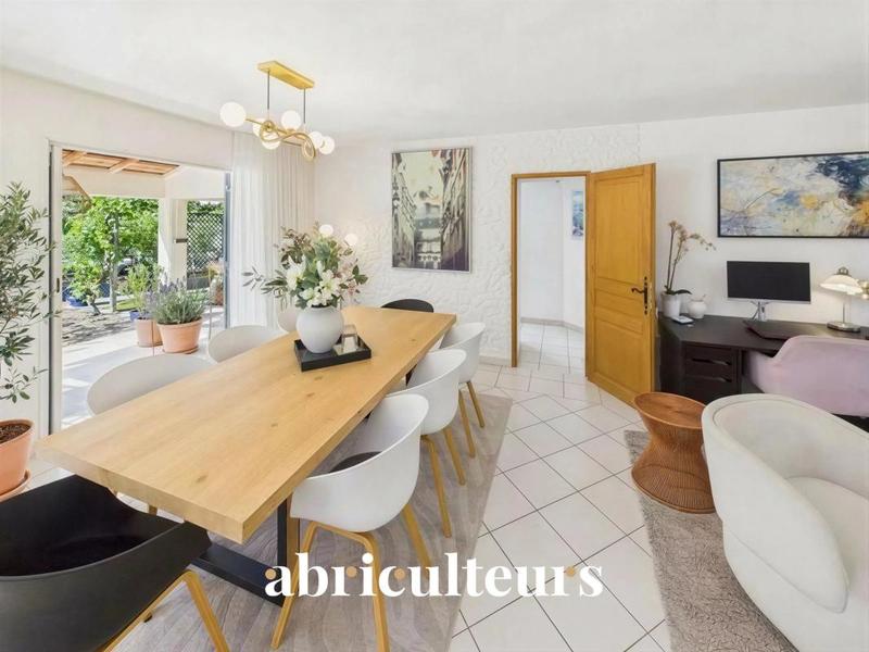 Maison ancienne - 261 m² - 12 pièces