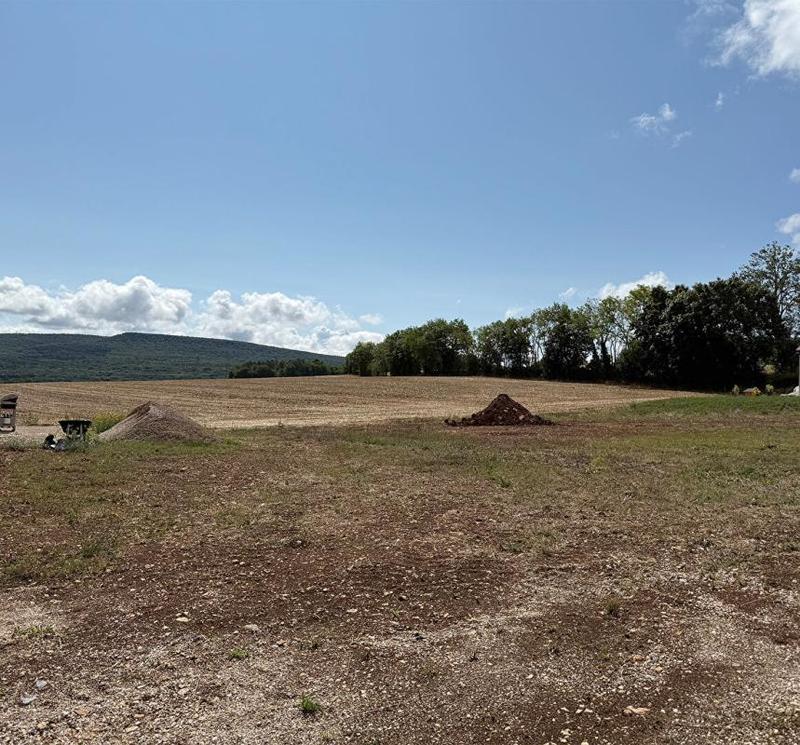 Terrain constructible - 950 m²