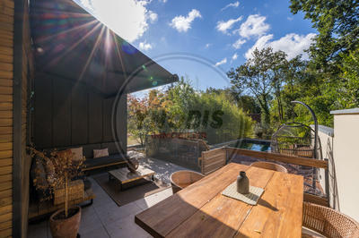 Maison - 161 m² - 6 pièces