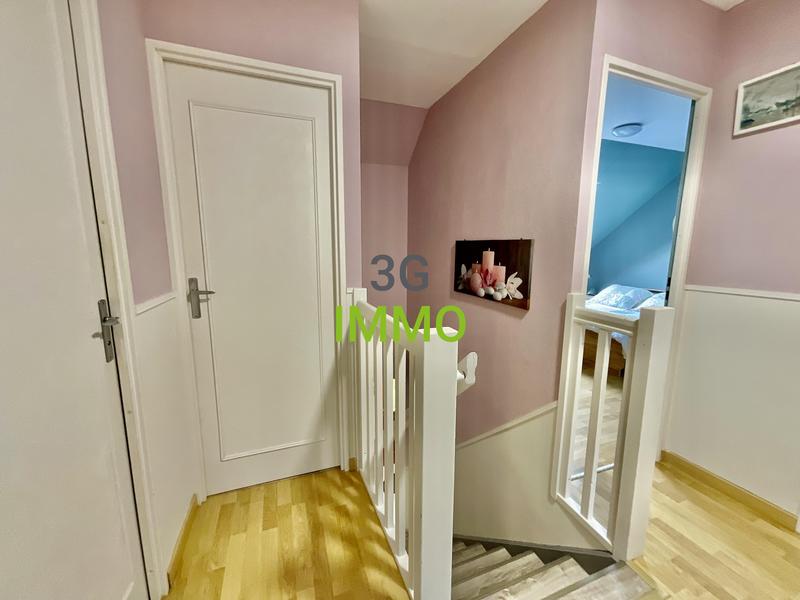 Maison jumelée - 90 m² - 5 pièces