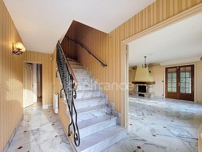 Maison - 175 m² - 7 pièces