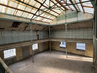 Appartement - 180 m² - 1 pièce