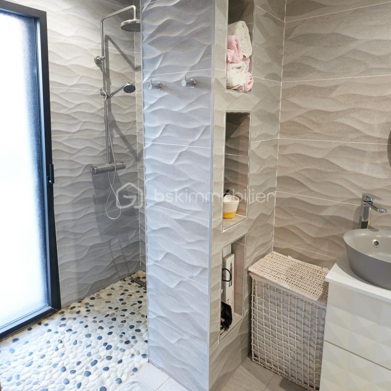 Maison d'architecte - 347 m² - 7 pièces