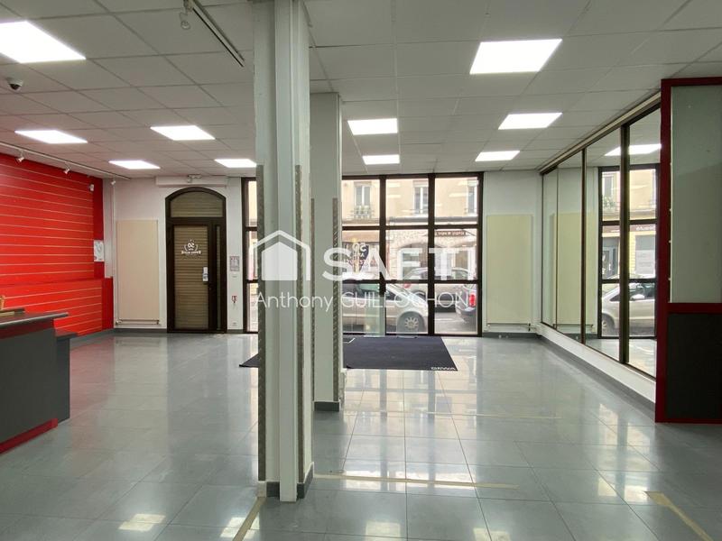 Local commercial - 638 m² - 8 pièces