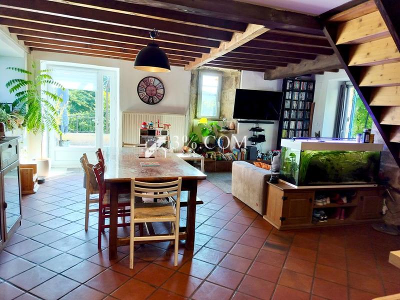 Maison en pierre - 145 m² - 8 pièces