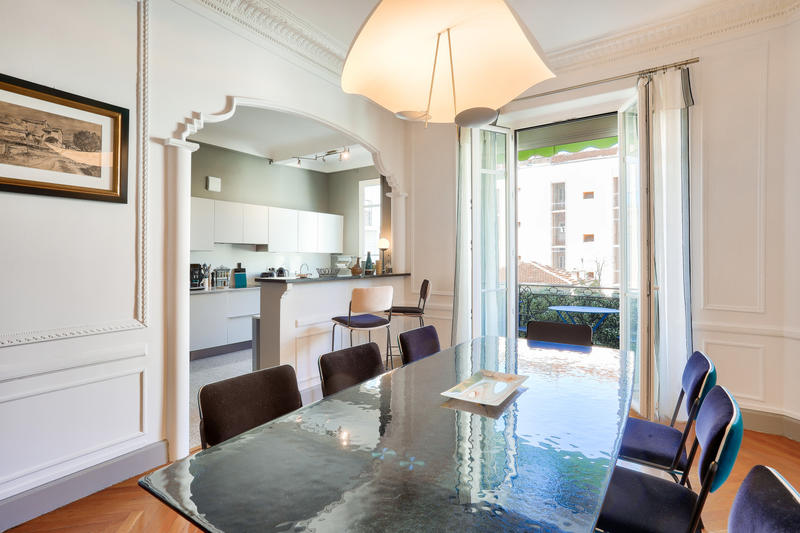 Appartement - 172 m² - 5 pièces