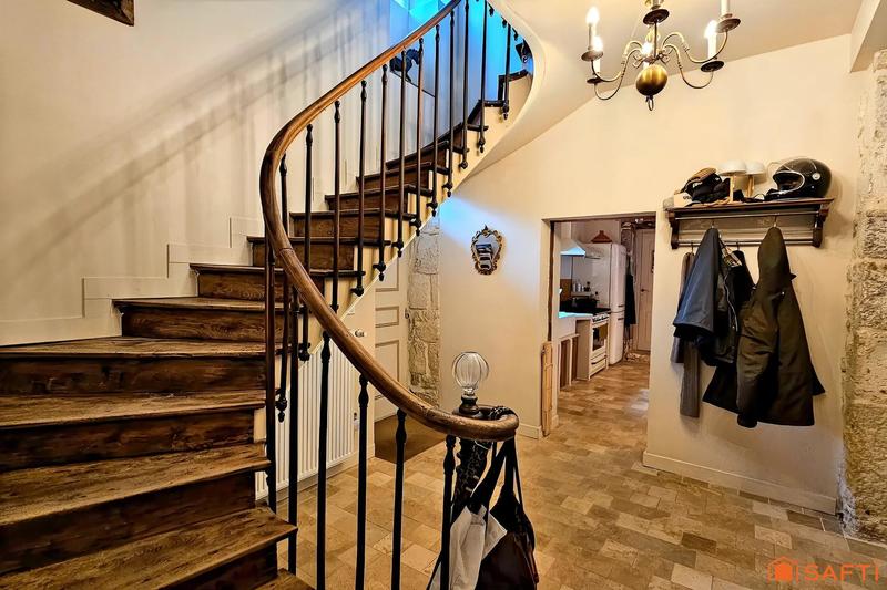 Maison de village - 148 m² - 8 pièces